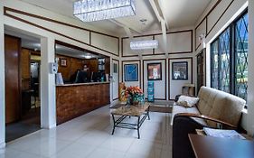 Spinnaker Inn Of Naples